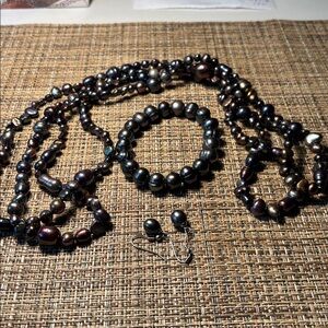 Elegant Black Freshwater Pearl Jewelry Set